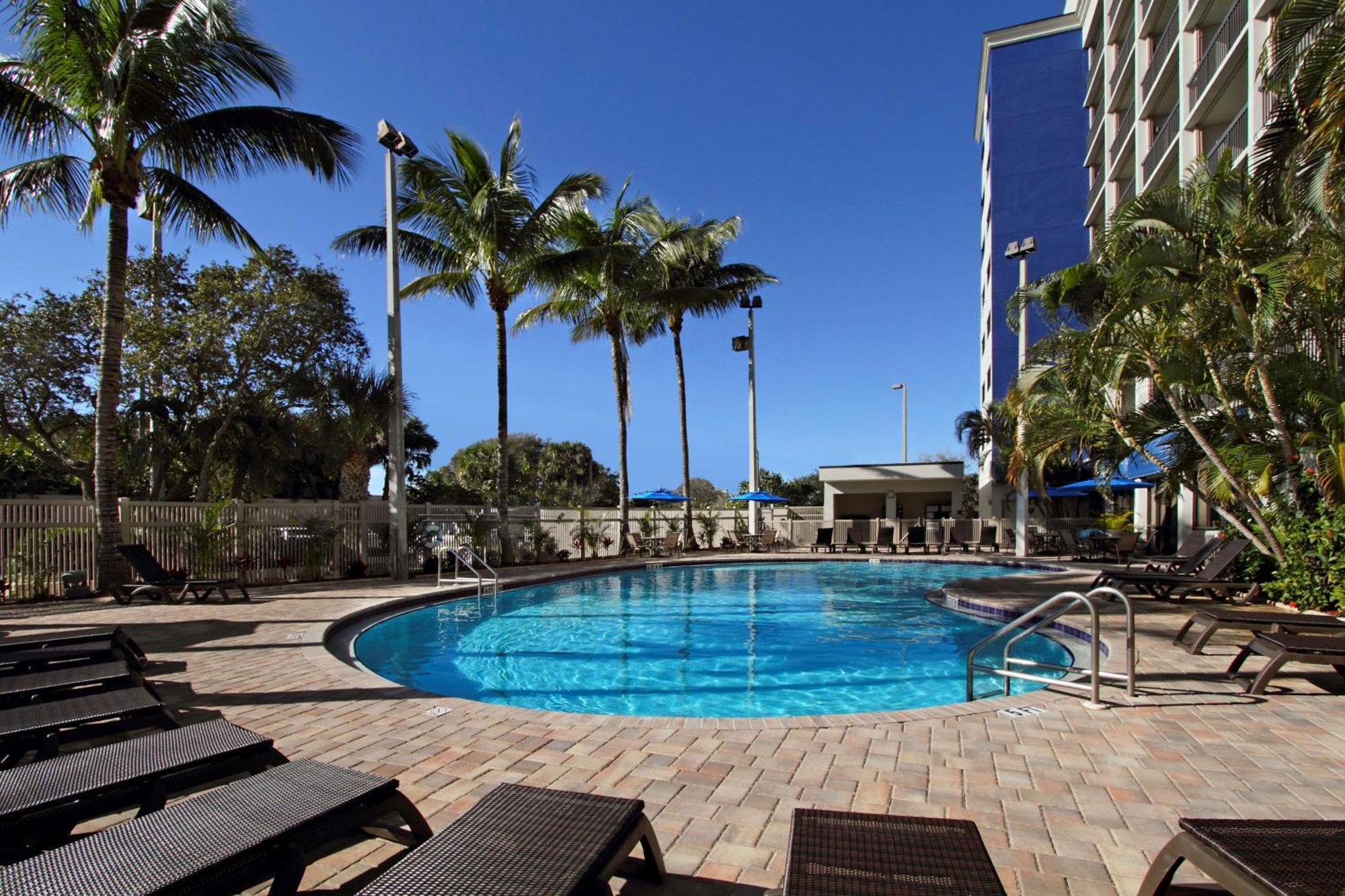 Hampton Inn Cocoa Beach Buitenkant foto